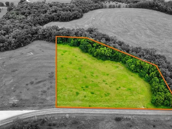 8787 SE V Hwy, Lathrop, MO 64465