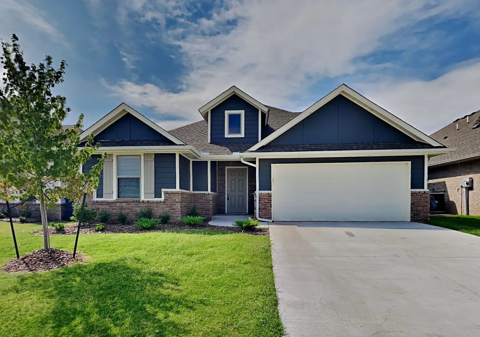 Luxury New 3 Bedroom 2.5 Bathroom Home In Piedmont Schools With Bonus Room- Neighborhood Park/Bas... — Photo 2