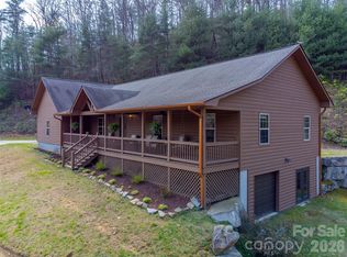 1960 Atoah Rd, Robbinsville, NC 28771