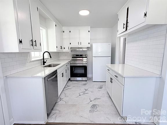 5th image of 1507 W Horah St
