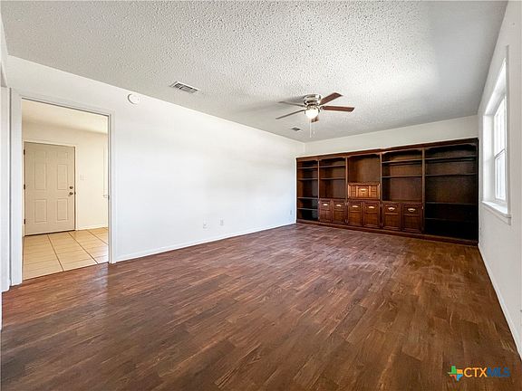 3rd image of 803 W 25th St