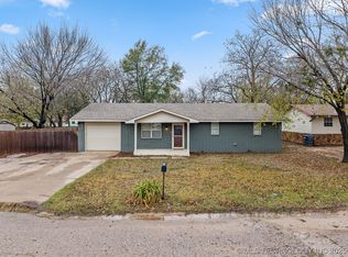 915 G St SW, Ardmore, OK 73401