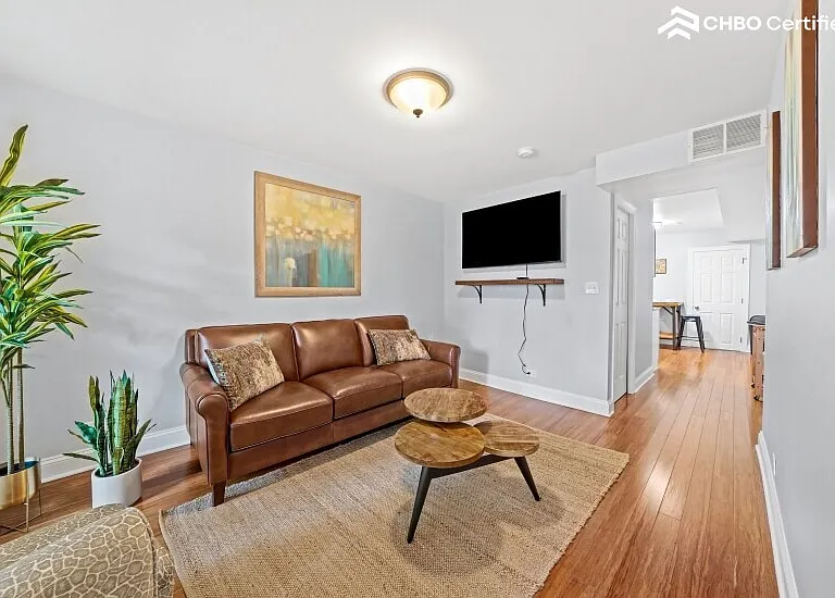 2720 N Campbell Ave #1 — Photo 2