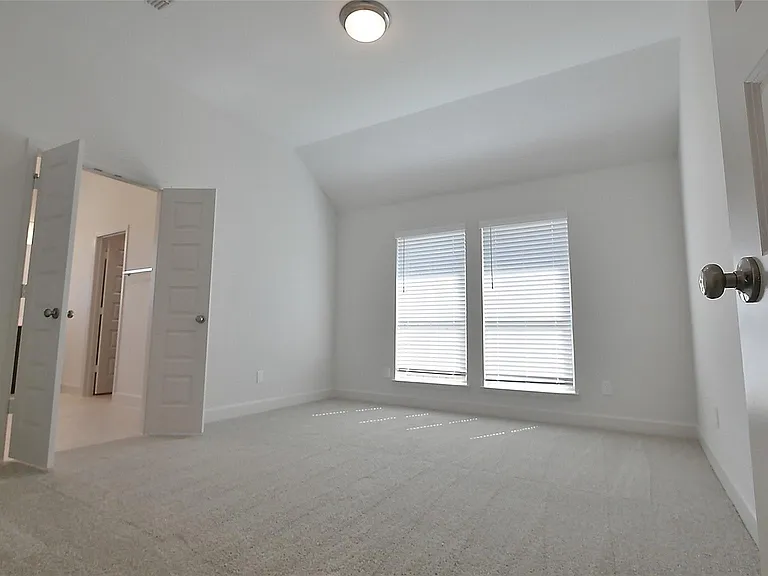 2819 Orange Leaf Dr — Photo 12