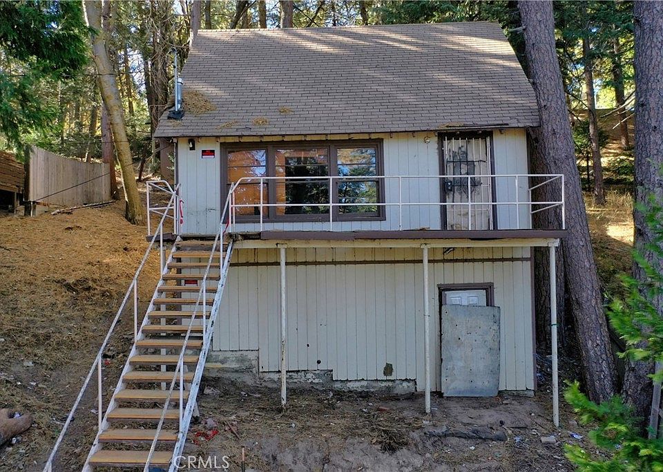 1st image of 814 Sierra Vista Dr