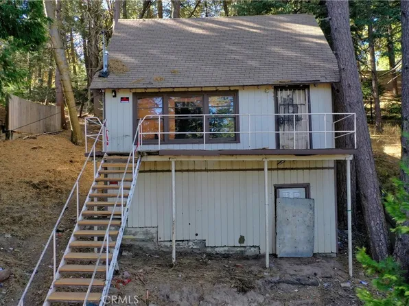 814 Sierra Vista Dr, Twin Peaks, CA 92391