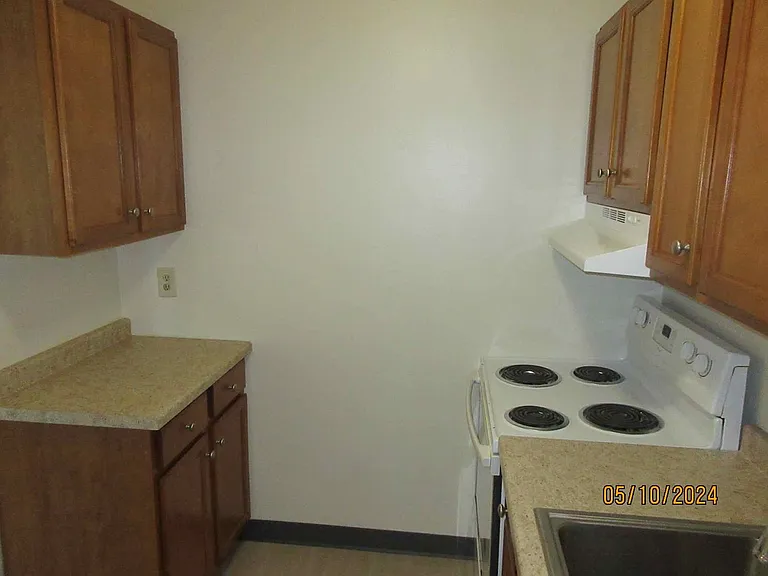 N111W15623 Vienna Ct #14 — Photo 7
