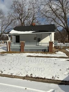 200 SW Orchard St, Topeka, KS, 66606