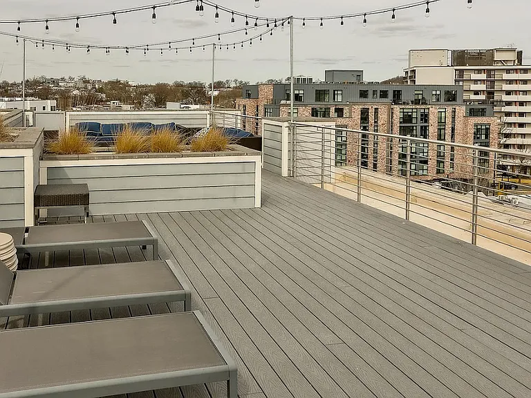 1350 Maryland Ave NE #401 — Photo 28