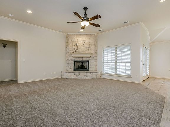 3rd image of 19551 West Pkwy #34