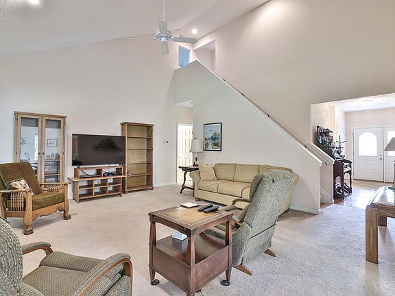 5th image of 6458 Parkwood Ct