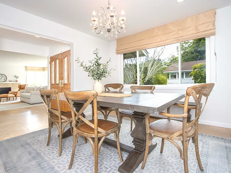 38 Paseo Way — Photo 3