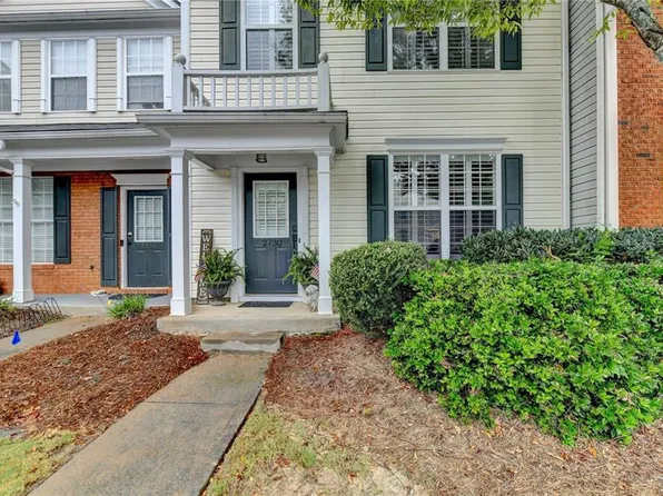 2730 Ashleigh Ln, Alpharetta, GA 30004