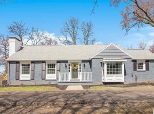 2536 McCain Rd, Jackson, MI 49203