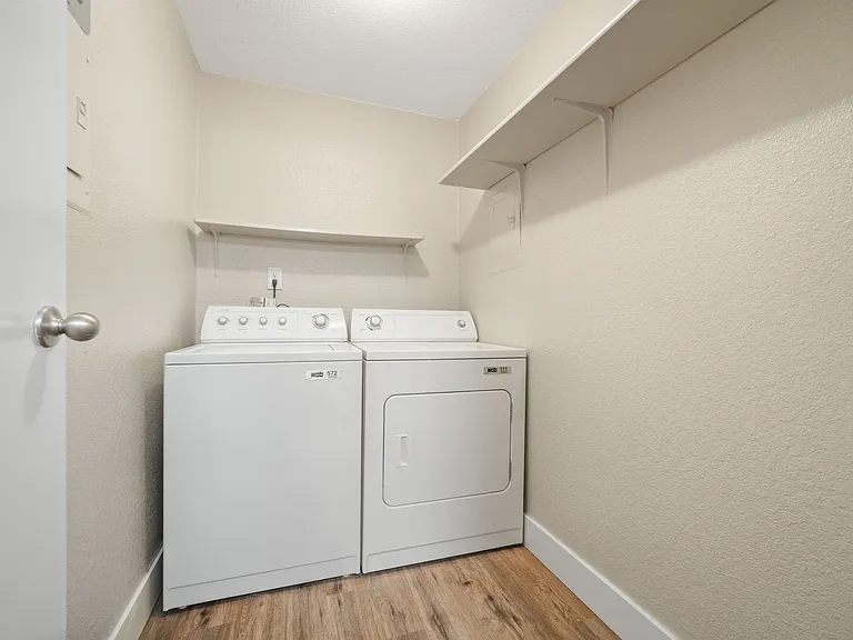 720 Lander Street — Photo 39
