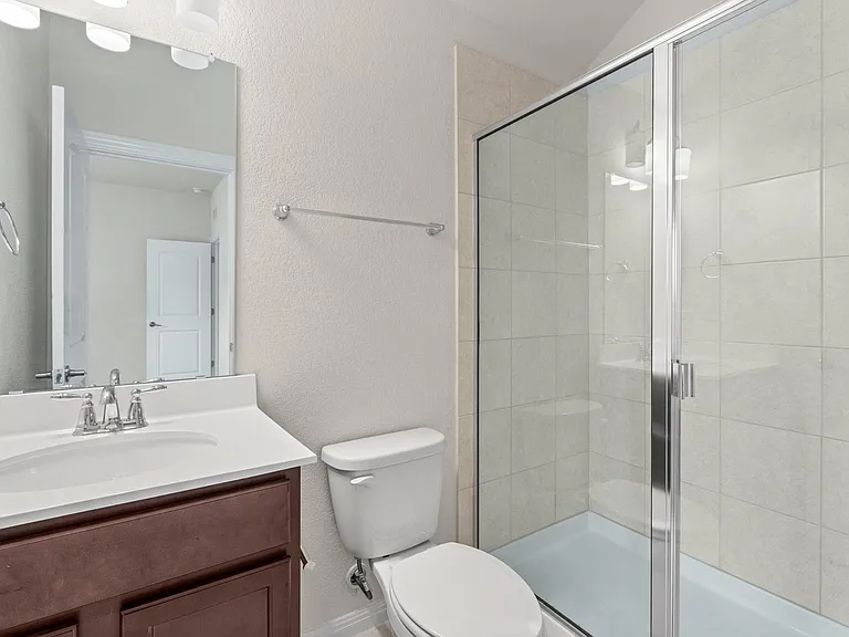 9802 Acero Dr — Photo 32