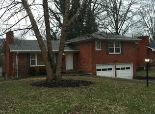 3111 McMahan Blvd, Louisville, KY 40220