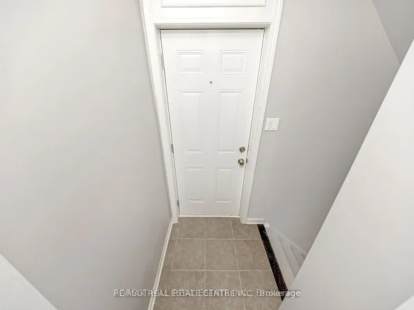 928 Dice Way, Milton, ON L9T 8C9