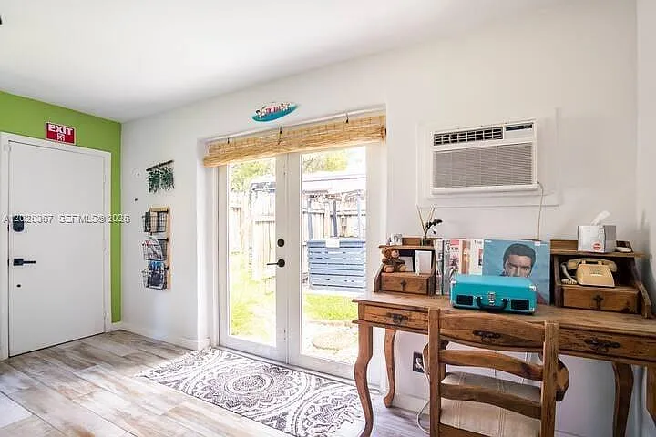1516 S 17th Ave — Photo 6