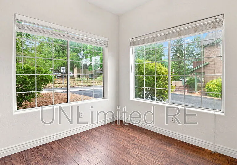 3272 S Litzler Dr — Photo 32