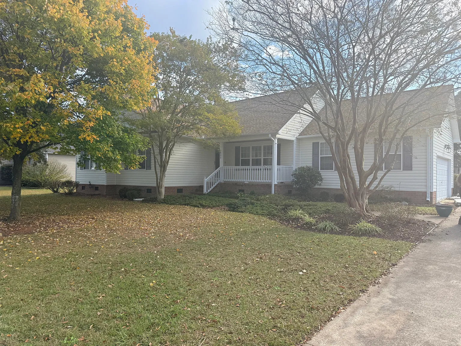 3 bed, 1700 sqft, $2,000 — Photo 1