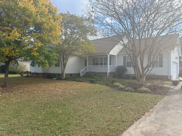 2802 Ruth Evans Dr