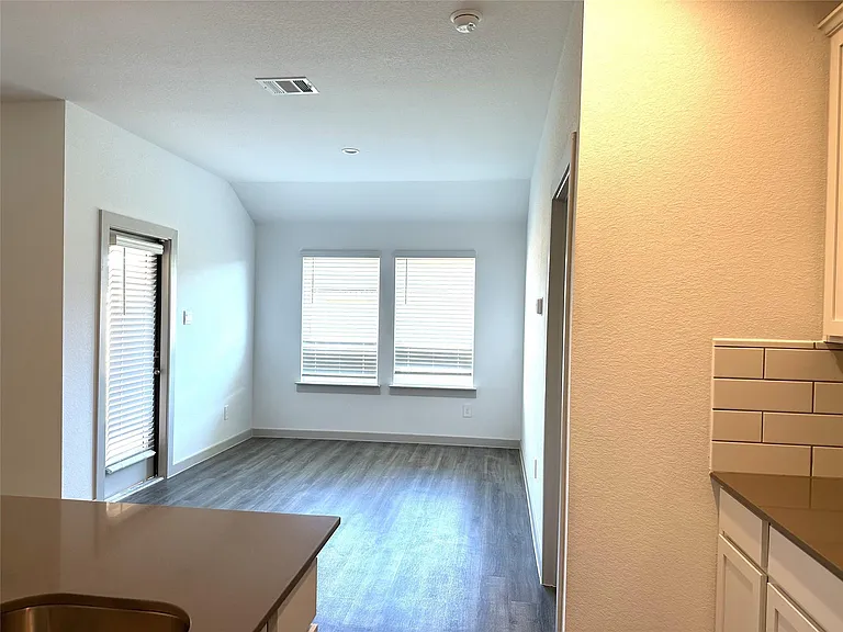 7815 Elm Birch — Photo 12