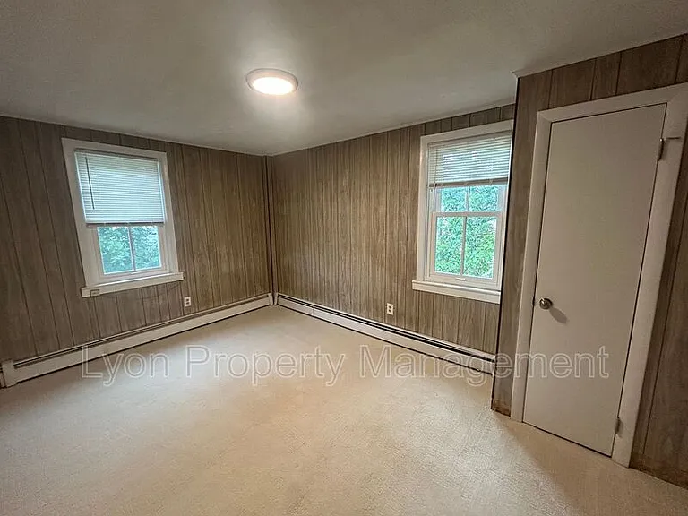 12 Oil Mill Ln #2-2A — Photo 9