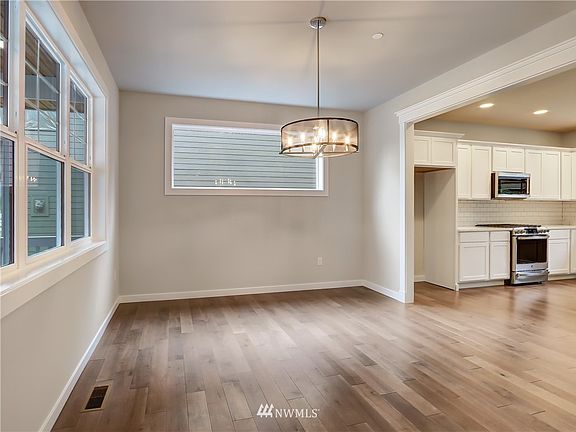 3rd image of 2801 SE 18th (Lot 3) Street