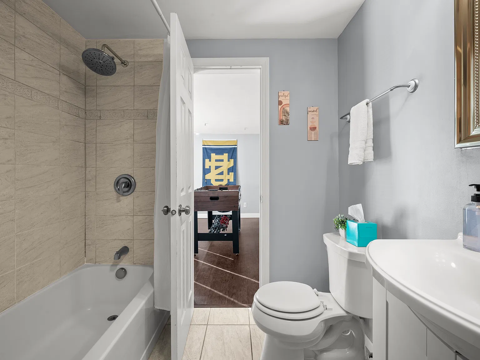 3 bed, 1464 sqft, $3,100 — Photo 4