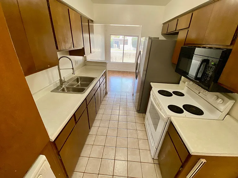 200 S Old Litchfield Rd #3 — Photo 10