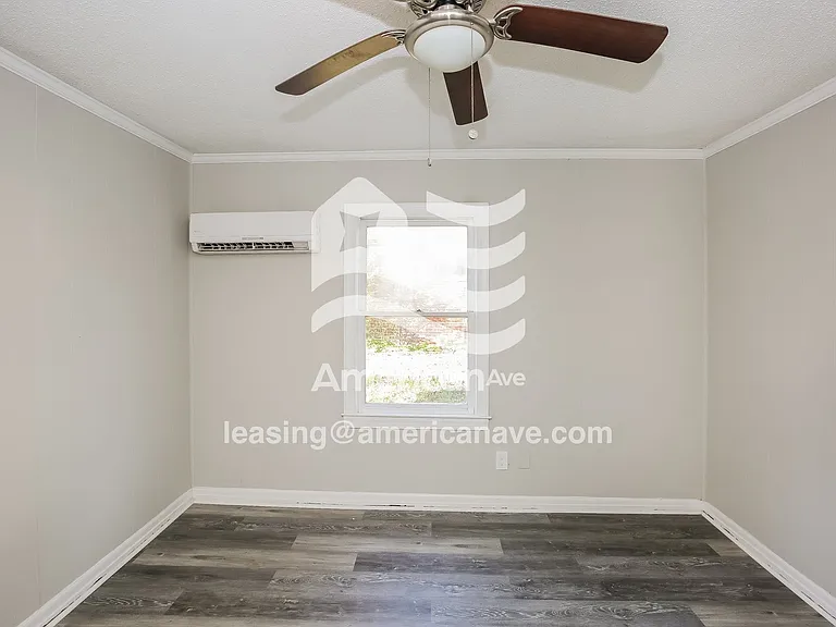 30587_007_main_bedroom_13663427.jpg