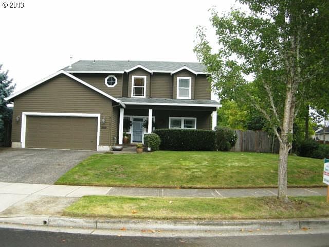 1st image of 2724 NE Charlois Dr