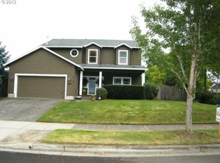 2724 NE Charlois Dr, Hillsboro, OR 97124