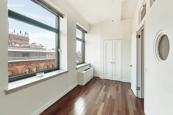 Rented by Sotheby's International Realty | media 17