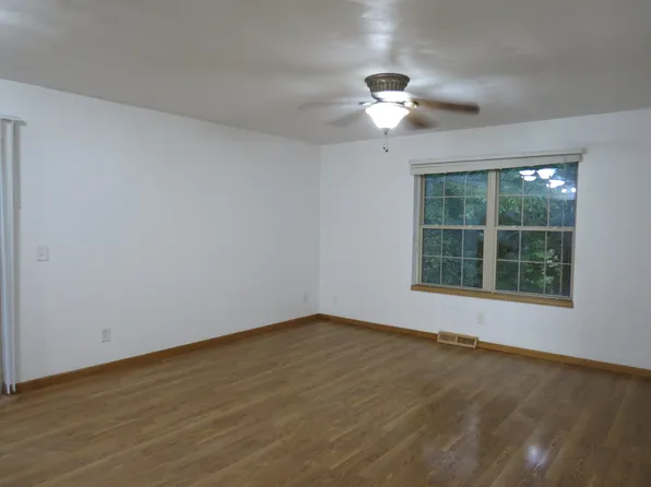 482 N 7th St #2, Muscoda, WI 53573