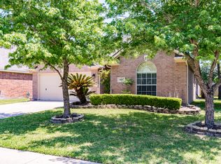 8930 Green Castle Way, Houston, TX 77095