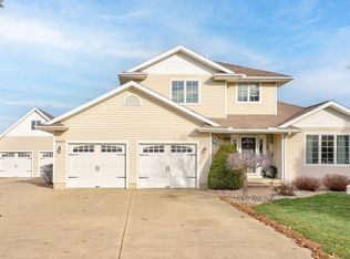 9287 Genesee St, New Lothrop, MI 48460