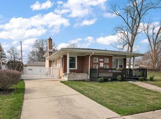 10400 S Tripp Ave, Oak Lawn, IL 60453