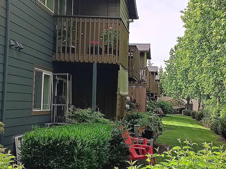 Alexan Park Commons — Photo 8
