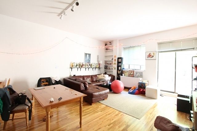 1st image of 320 E 65th St APT 419