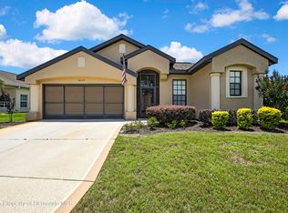 10155 Duffy Cir, Weeki Wachee, FL 34613
