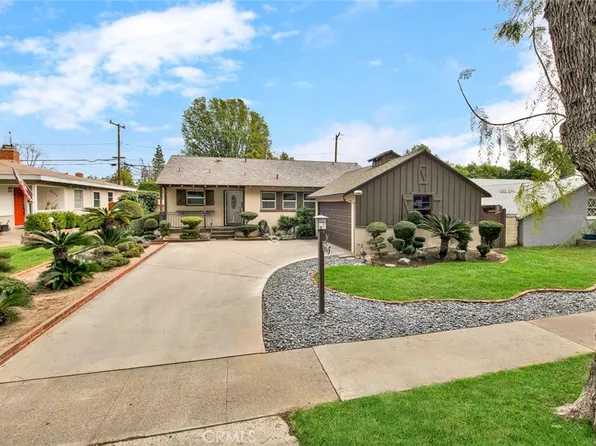 2401 N Poplar St, Santa Ana, CA 92706