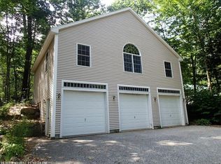 33 Mayberry Rd, Gray, ME 04039