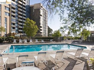 555 Pierce St APT 536, Albany, CA 94706