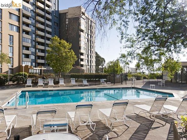 555 Pierce St APT 536, Albany, CA 94706