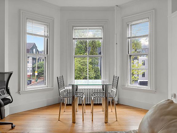 2nd image of 407A Broadway #2