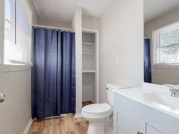 4th image of 106 Clara Dr