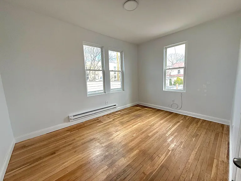 3 Hicks Ln #1 — Photo 4