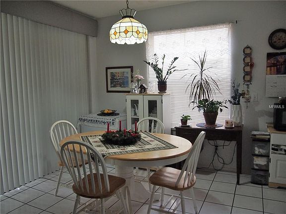 3rd image of 16816 Stanza Ct